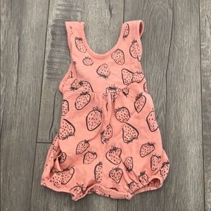 Rylee & Cru strawberry onesie cross back sz 3-6 mo